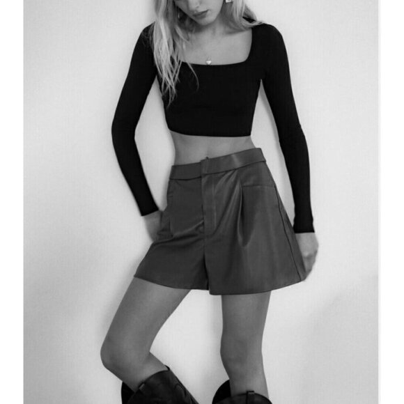 Zara Sz L Brown Faux Leather High Rise Shorts Vegan Stretch Pockets NWT NEW - Picture 4 of 16